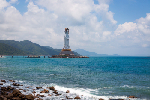 【纯玩新线路】海口往返<零购海南>双飞5天4晚、天涯海角、分界洲岛、槟榔谷、大小洞天、三亚千古情景区、亚龙湾玫瑰谷