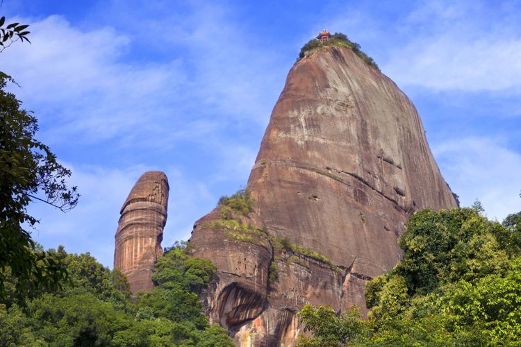 【韶关休闲观光之旅两日游】广州往返韶关丹霞山、阳元山、南华寺、狮子岩、入住市区酒店汽车二日游