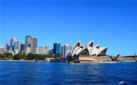 【揽胜全景】澳洲大堡礁萌物总动员5飞9/10日8晚跟团游、广州往返、悉尼歌剧院、可伦宾动物园、墨尔本小企鹅归巢